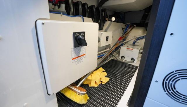 Noname yacht for sale 48