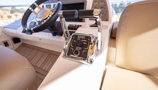 noname yacht for sale 14