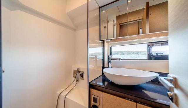 V & A yacht for sale 30