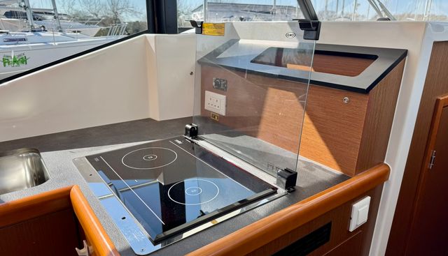 noname yacht for sale 10