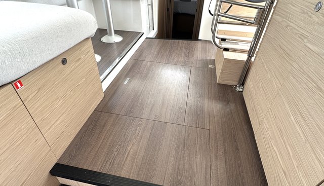 noname yacht for sale 30