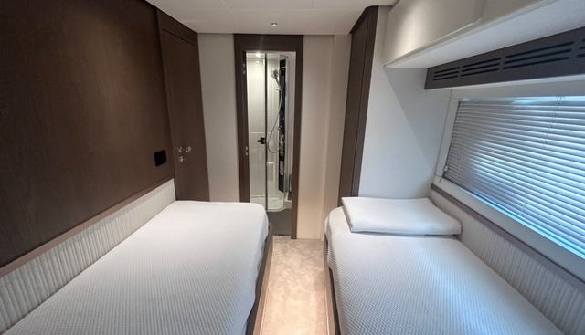 Neo yacht for sale 20