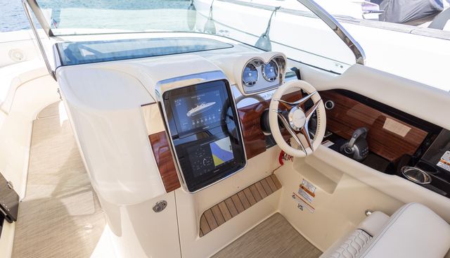 Pan of London yacht for sale 22