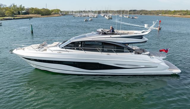 S65529 yacht for sale 8