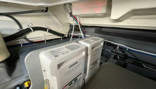 MJM Grand yacht for sale 37