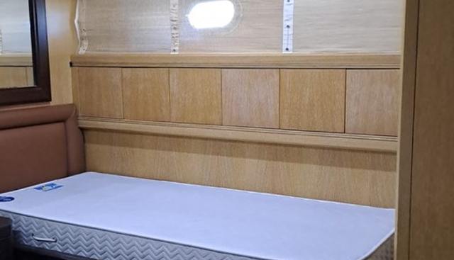 KING II yacht for sale 19