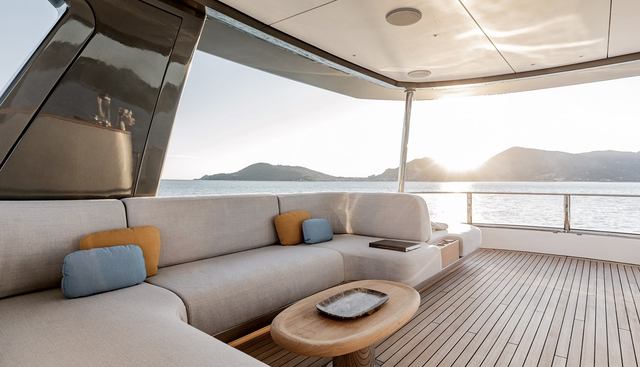 H yacht for sale 19