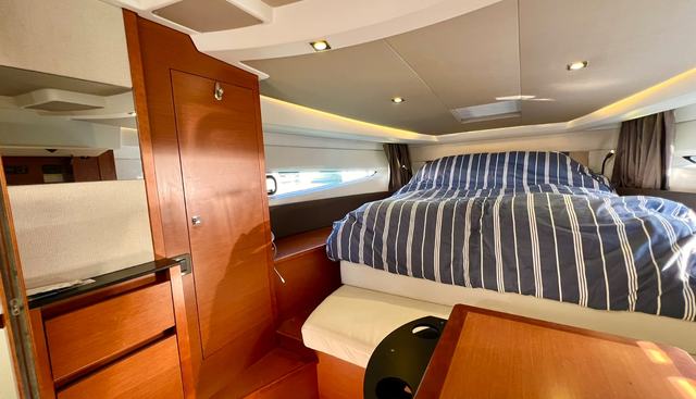 Essential Too yacht for sale 15