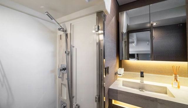 OLETA yacht for sale 12