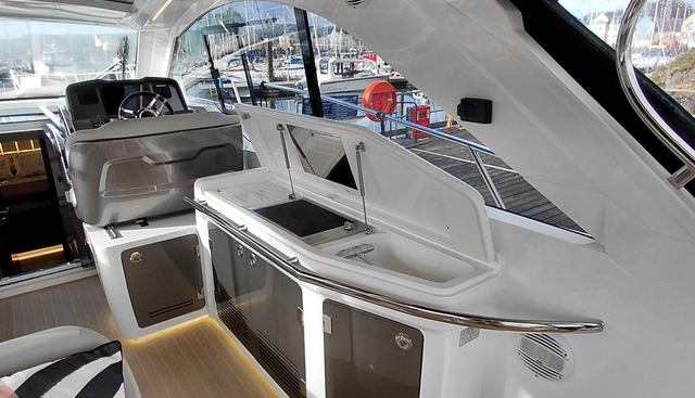 Huge Specifications yacht for sale 22