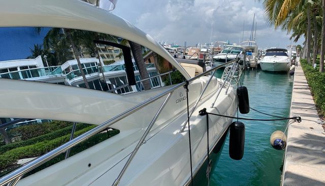 Family Affair yacht for sale 54