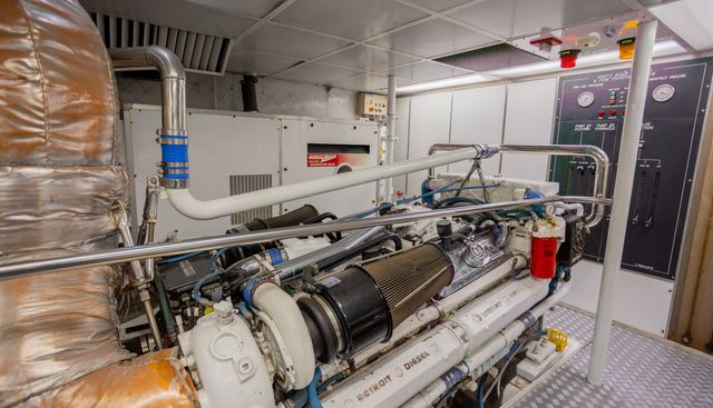 Noya Hill yacht for sale 42