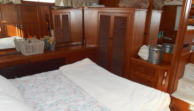 Hotel California yacht for sale 92