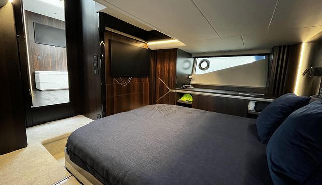 AYS2442 yacht for sale 22