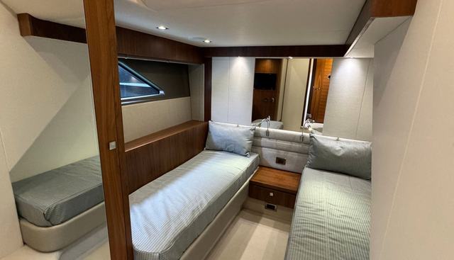 ELU yacht for sale 23