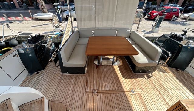 Neo yacht for sale 4