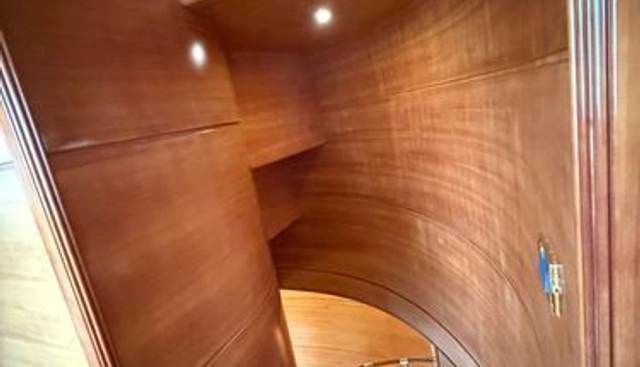 SUNRISE yacht for sale 38