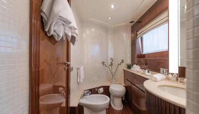 LET IT BE yacht for sale 25