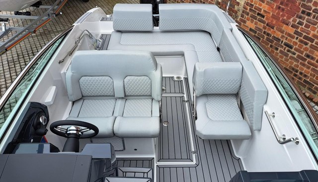 Great Cockpit Layout yacht for sale 24