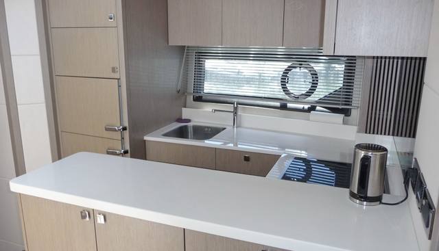POCO LOCO 4 yacht for sale 19