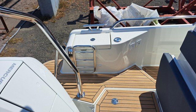 noname yacht for sale 25