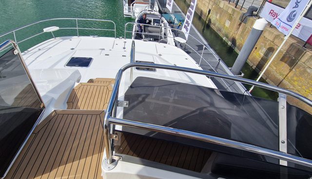 noname yacht for sale 4