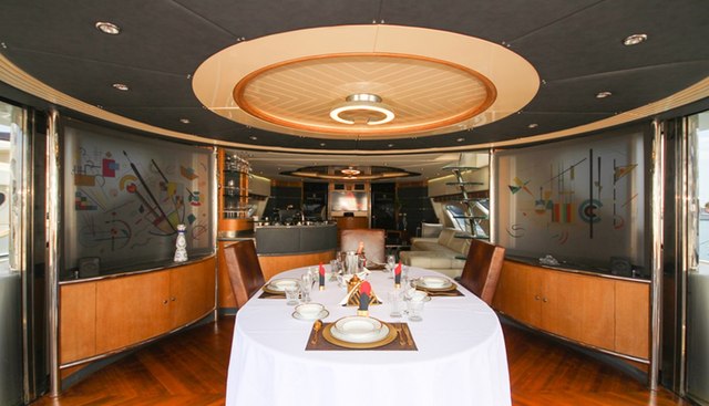 Obsidian yacht for sale 10