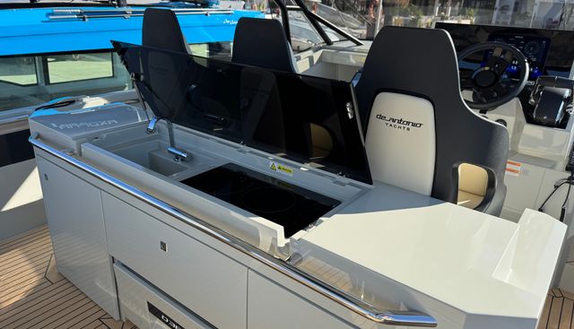 noname yacht for sale 8