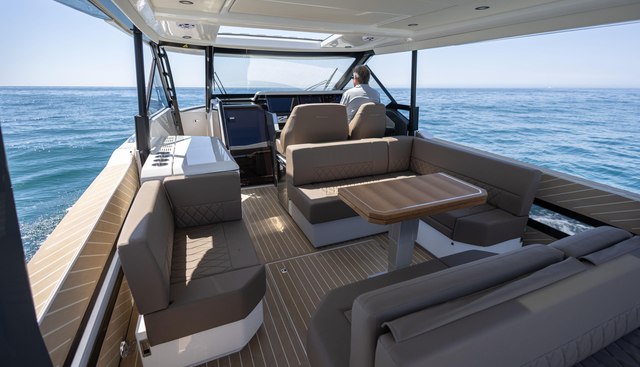 SN400GTO-286 yacht for sale 2
