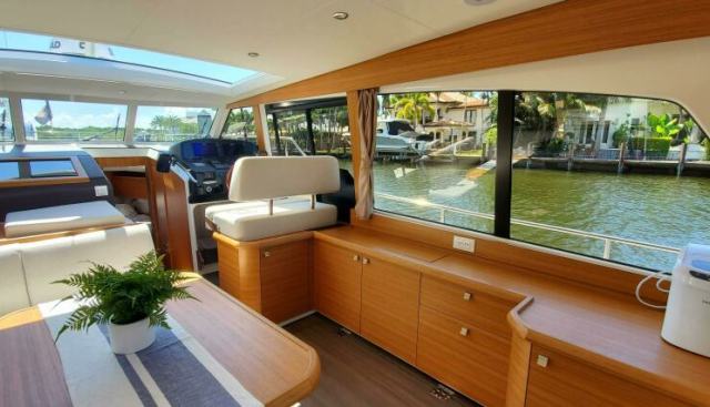 Greenline 40 yacht for sale 29