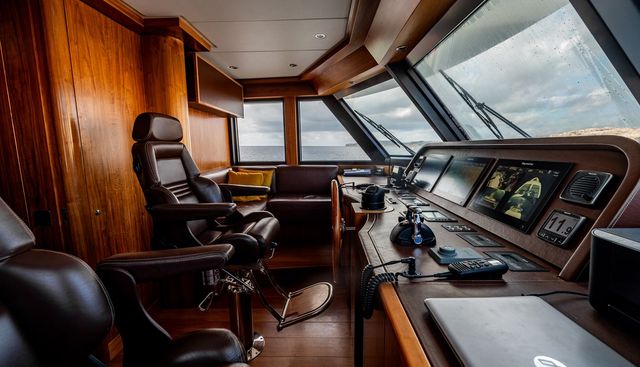 Firefly yacht for sale 42