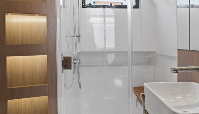 HINJUICE yacht for sale 44