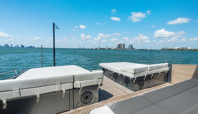 PURA VIDA yacht for sale 24