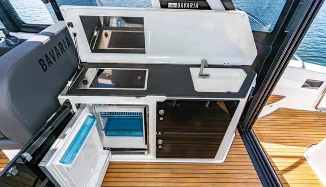 SR41 yacht for sale 25