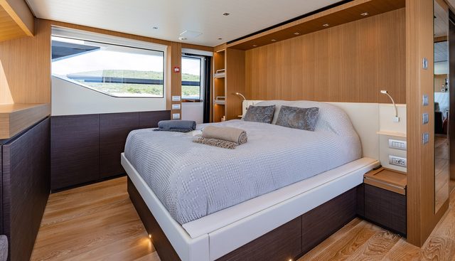 Journey yacht for sale 39