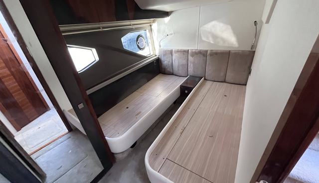 noname yacht for sale 30