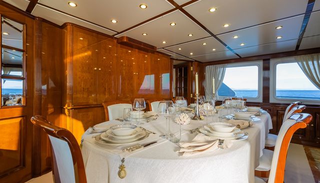 Stella Fiera yacht for sale 19