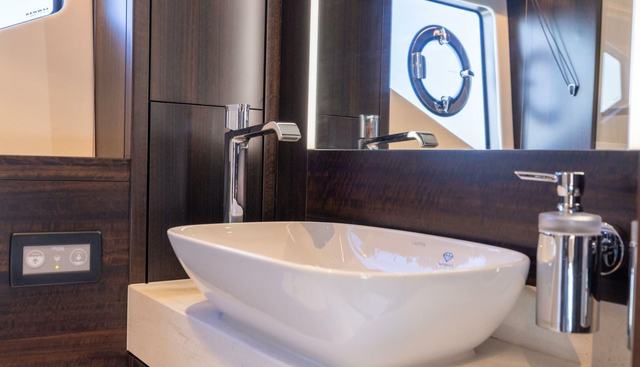 noname yacht for sale 43