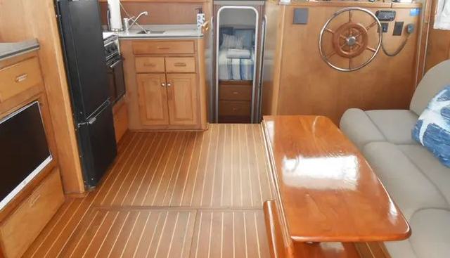 Cest Bon yacht for sale 4