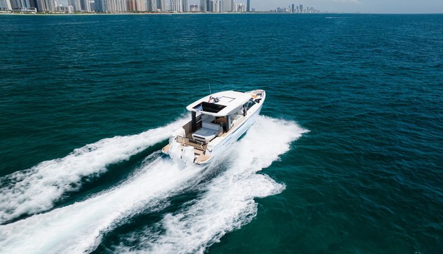 LA PLAGE yacht for sale 44