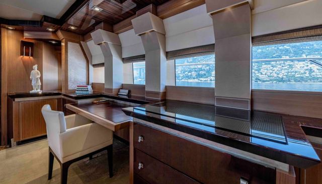 PALMER JOHNSON 150 yacht for sale 33