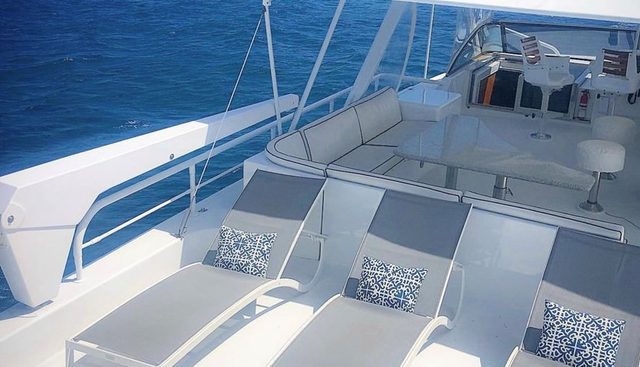 Suite Life yacht for sale 29