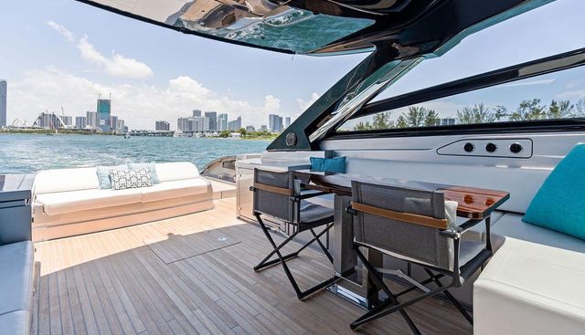 CLUB T yacht for sale 75
