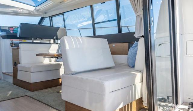 Bee's Knees yacht for sale 25