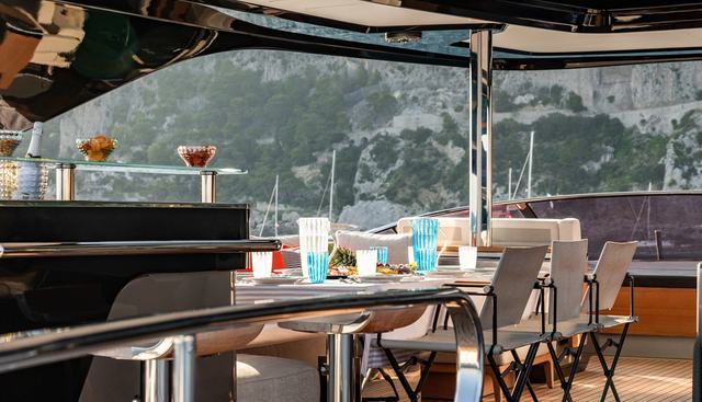 TECHNEMA 90 yacht for sale 9