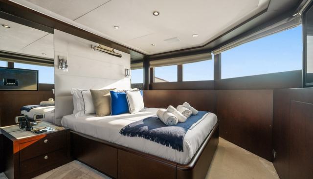 Koru yacht for sale 24