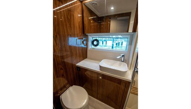 CNTRL-SALT-DEL yacht for sale 57