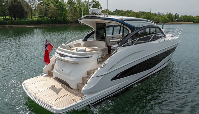 V50941 yacht for sale 7