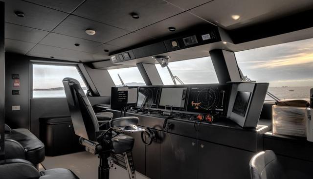 L.A.U.L yacht for sale 25