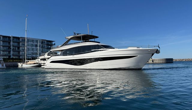 Y80018 yacht for sale 12